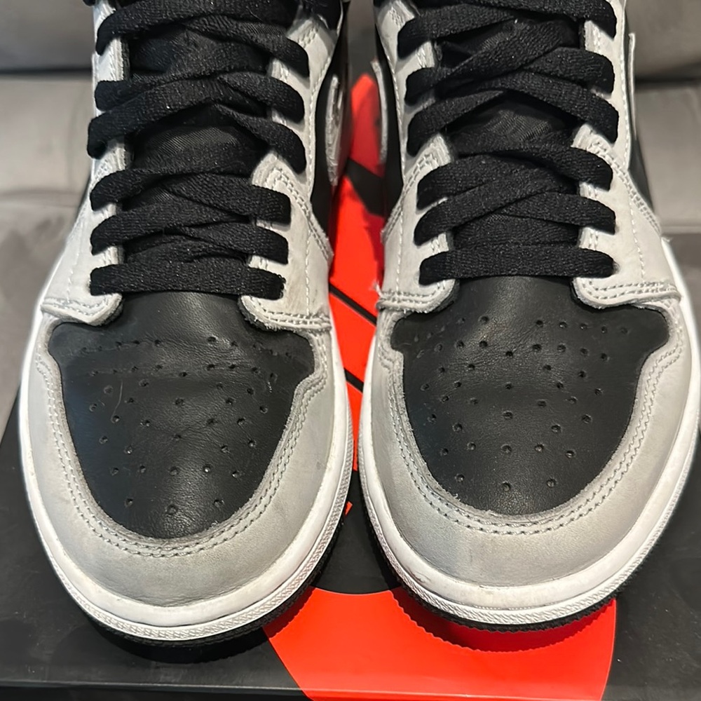 Air Jordan 1 Retro High OG - Picture 3 of 8